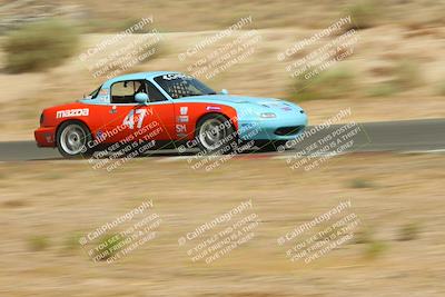 media/Jun-01-2025-CalClub SCCA (Sun) [[eae223c5dd]]/Group 5/Qualifying/